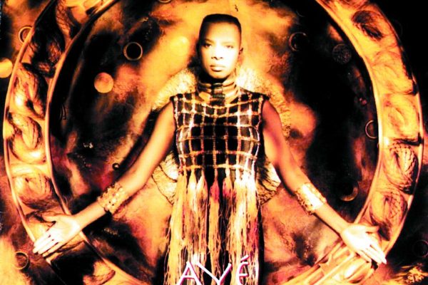 Angélique Kidjo – Agolo Mp3 Download